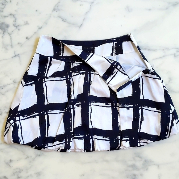 Vintage The Limited Silk/Cotton Black/White Patterned Skirt w/lining and pockets - Picture 3 of 5
